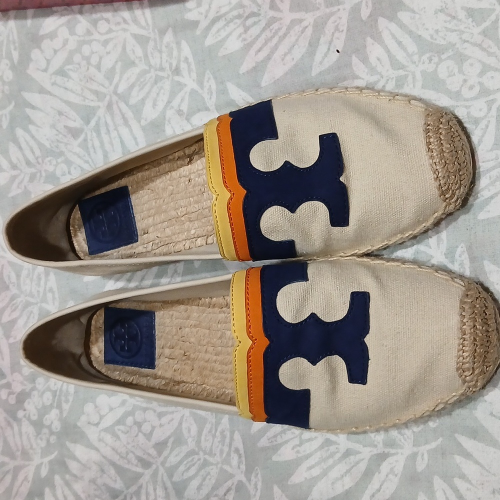 Tory burch laguna flat